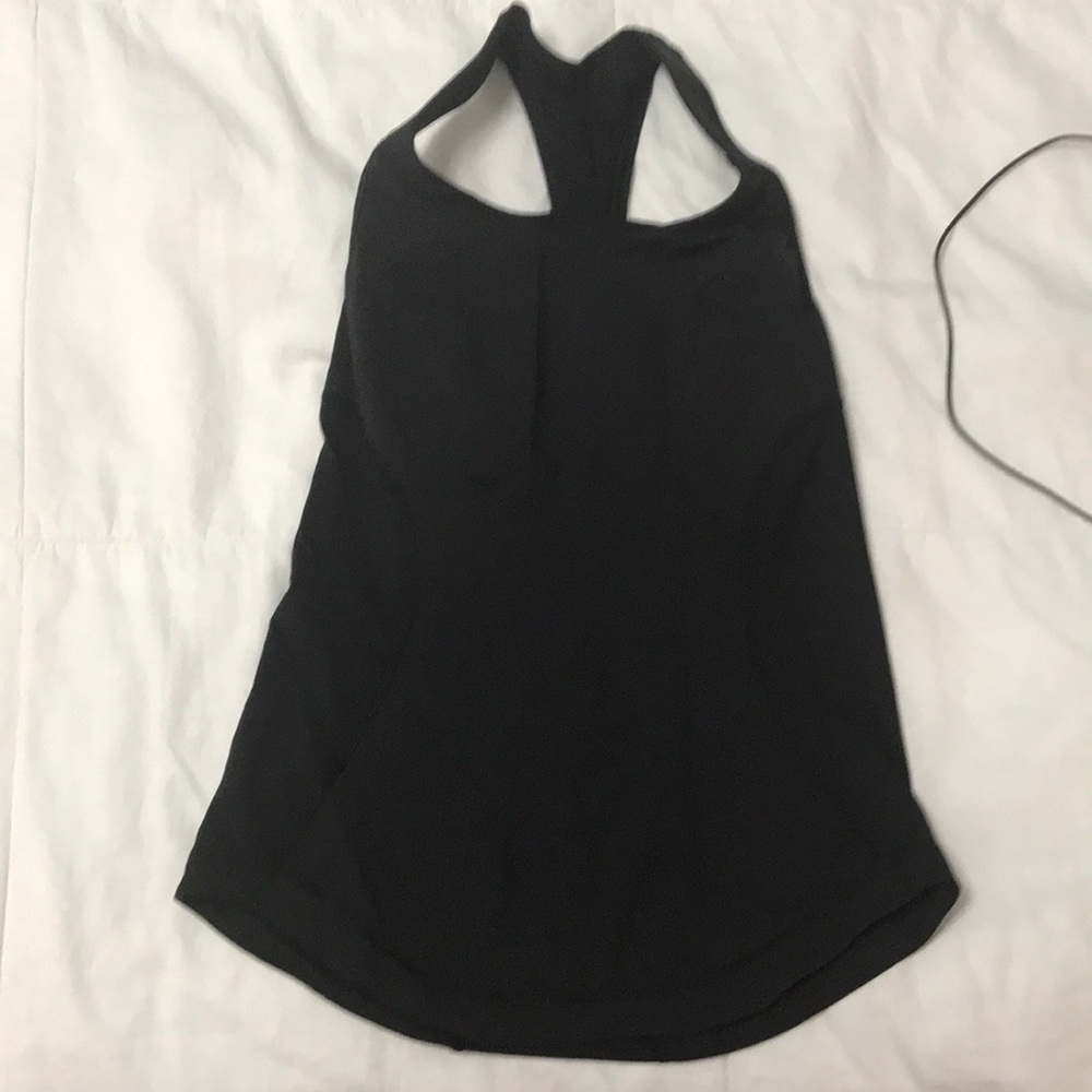 Lulu lemon tank size 4- black excellent condition